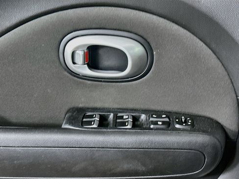Used 2018 Kia Soul w/ Convenience Package FWD image 15