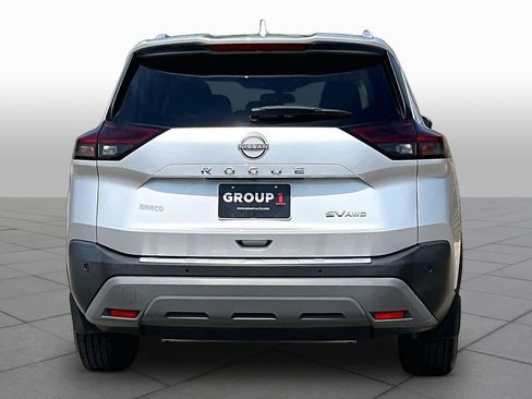 Certified 2023 Nissan Rogue SV w/ SV Premium B Package AWD/4WD image 5