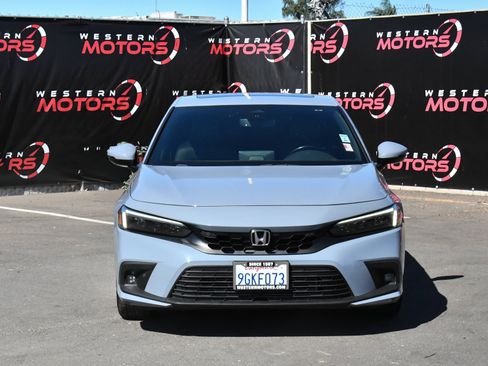 Used 2023 Honda Civic Sport Touring image 2