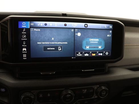 Used 2025 Jeep Gladiator Willys image 22