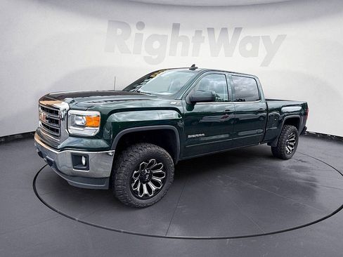Used 2015 GMC Sierra 1500 SLE w/ SLE Value Package AWD/4WD image 2