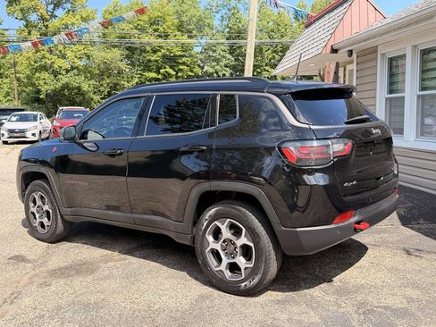 Used 2022 Jeep Compass Trailhawk w/ Trailhawk Elite Group AWD/4WD image 4