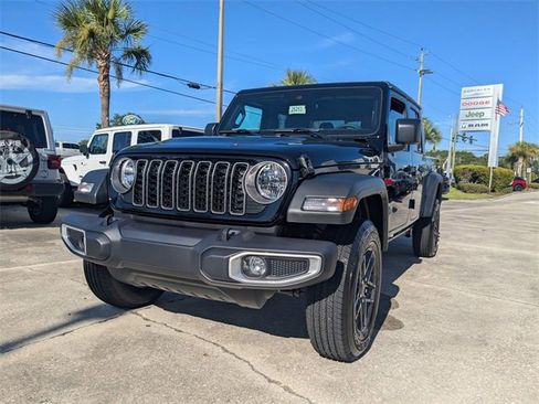 New 2025 Jeep Gladiator Sport image 7