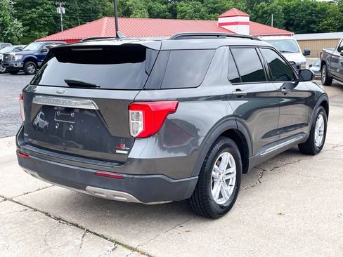 Used 2020 Ford Explorer XLT w/ Equipment Group 202A RWD image 6
