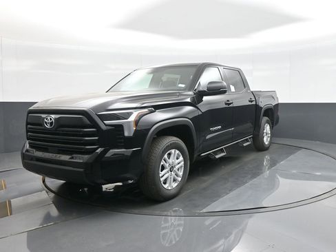 New 2026 Toyota Tundra SR5 AWD/4WD image 4