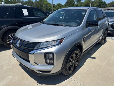 Used 2025 Mitsubishi Outlander Sport AWD image 1