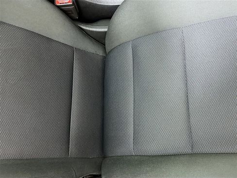 Used 2017 Chevrolet Cruze LT w/ Sun And Sound Package image 19