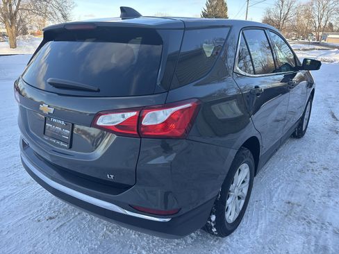 Used 2020 Chevrolet Equinox LT image 3