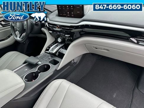 Used 2023 Acura MDX FWD w/ Technology Package image 12