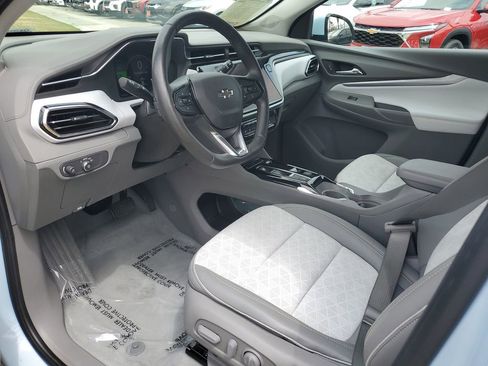 Used 2023 Chevrolet Bolt EUV Premier FWD image 18