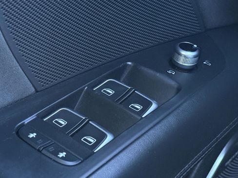 Used 2017 Audi RS 7 Performance image 32