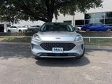 Used 2022 Ford Escape SE image 2