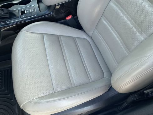 Used 2020 Kia Sorento EX image 11