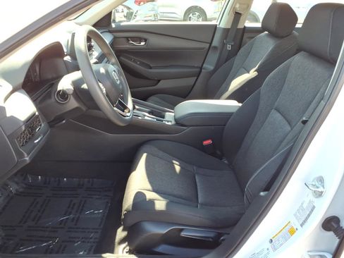 Certified 2023 Honda Accord LX image 4
