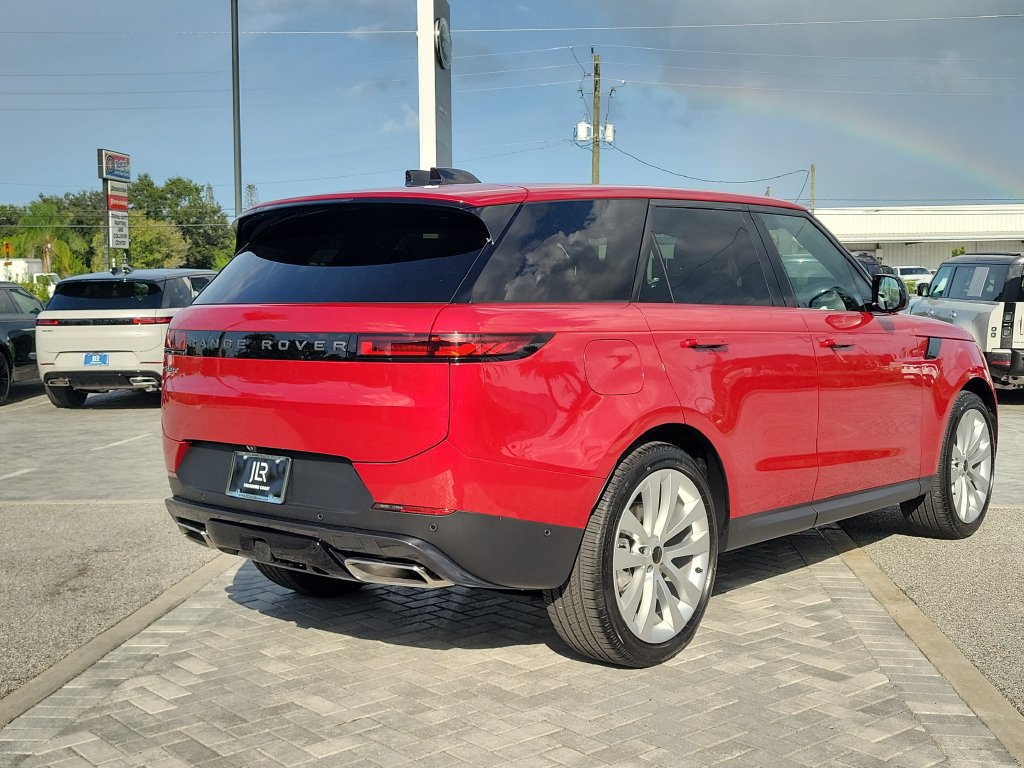 New 2027 Land Rover Range Rover Sport SE AWD/4WD image 5