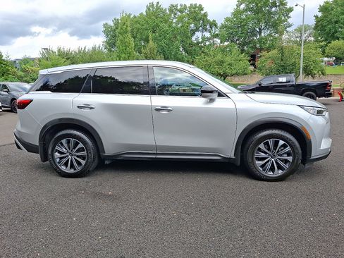 Used 2023 INFINITI QX60 Pure AWD/4WD image 7