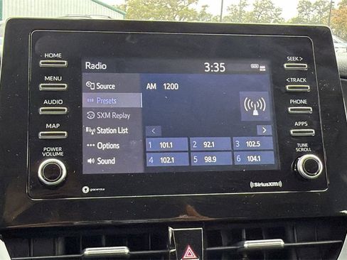 Used 2024 Toyota Camry SE image 34