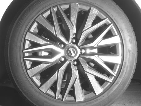 Used 2025 Nissan Altima 2.5 SV FWD image 12