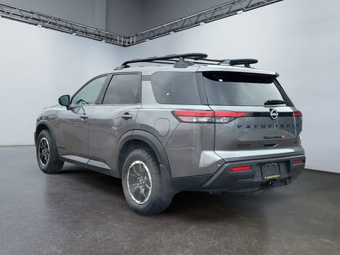 New 2025 Nissan Pathfinder Rock Creek image 5