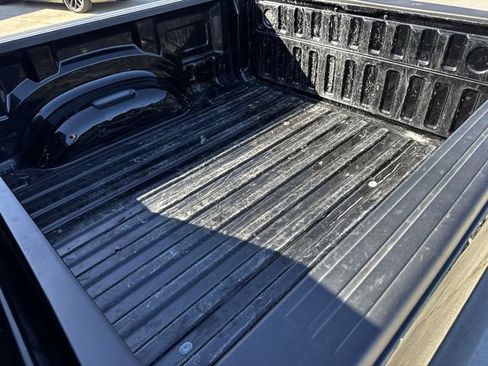 Used 2024 RAM 1500 Laramie AWD/4WD image 30