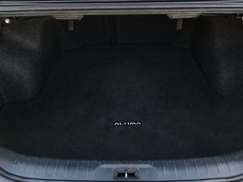 Used 2021 Nissan Altima 2.5 SR FWD image 11