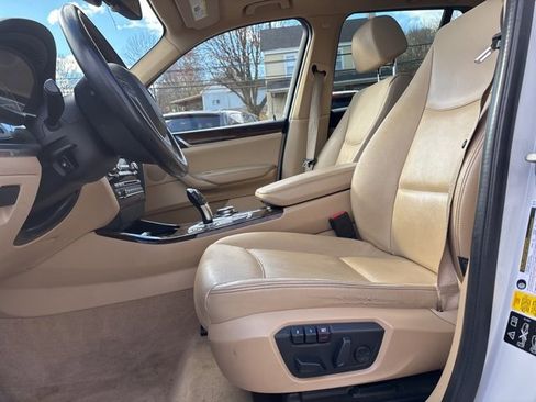 Used 2016 BMW X3 xDrive28i image 17