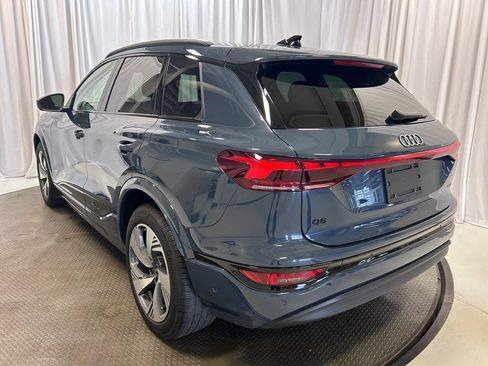 Used 2025 Audi Q6 e-tron Premium Plus w/ Premium Plus AWD/4WD image 26