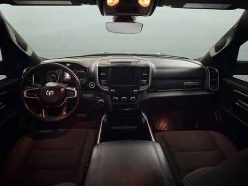 Used 2020 RAM 1500 Big Horn AWD/4WD image 9