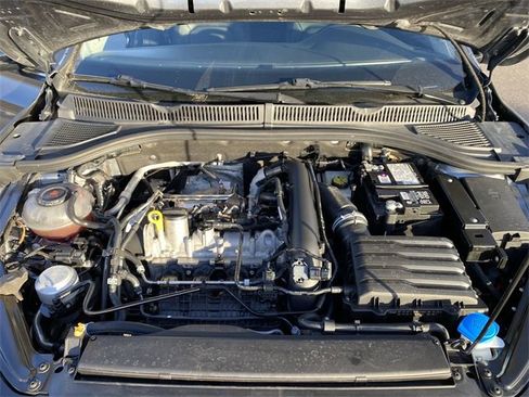 Used 2019 Volkswagen Jetta SEL Premium image 30