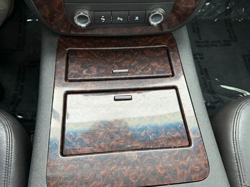 Used 2011 GMC Yukon Denali AWD/4WD image 48