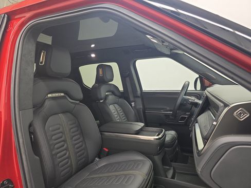 Used 2023 Rivian R1T Adventure AWD/4WD image 23