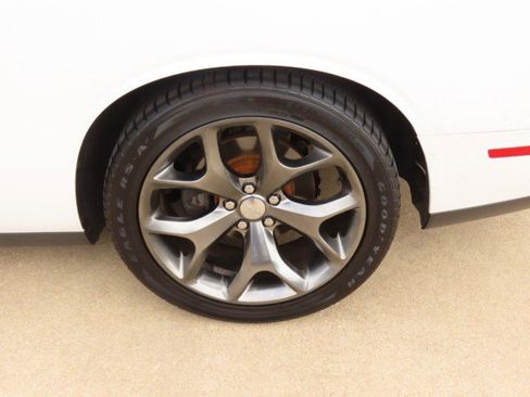 Used 2016 Dodge Challenger R/T Plus image 15