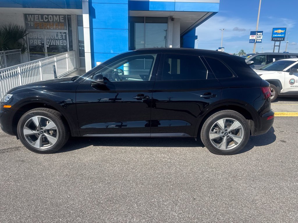 Used 2020 Audi Q5 2.0T Premium w/ Titanium Sport Package AWD/4WD image 7