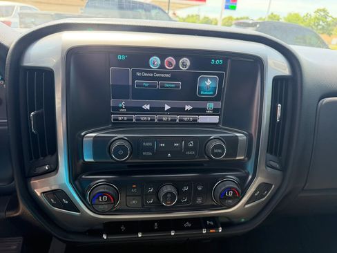 Used 2015 Chevrolet Silverado 1500 LT w/ LT Convenience Package AWD/4WD image 17