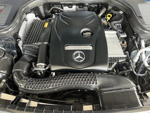 Used 2018 Mercedes-Benz GLC 300 4MATIC image 22