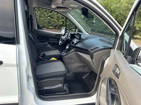 Used 2019 Ford Transit Connect XL FWD image 4