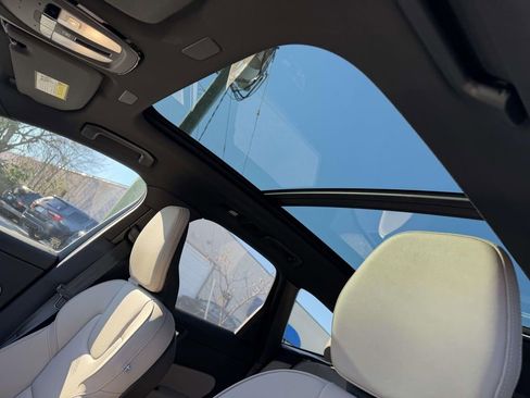 New 2026 Volvo XC60 B5 Plus w/ Protection Package Premier image 18