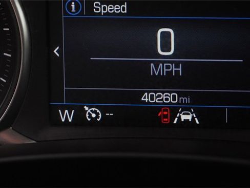 Used 2024 GMC Terrain SLE image 29