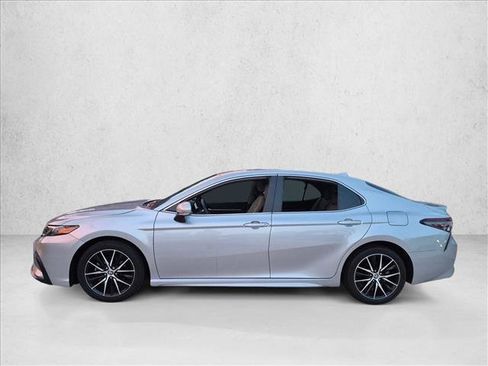 Certified 2024 Toyota Camry SE FWD image 8
