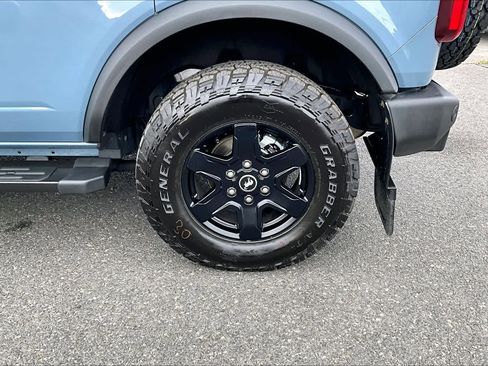 Used 2025 Ford Bronco Big Bend w/ Black Appearance Package image 35