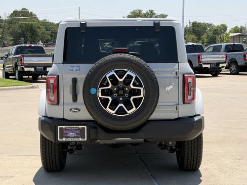 New 2026 Ford Bronco Outer Banks AWD/4WD image 5