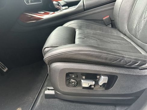 Used 2021 BMW ALPINA XB7 AWD/4WD image 13
