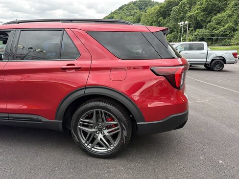 New 2026 Ford Explorer ST w/ Sun And Sound Package AWD/4WD image 6