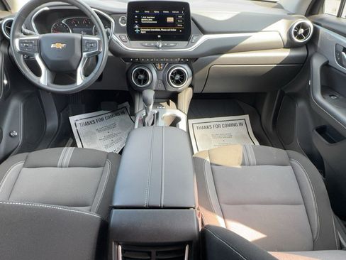 Certified 2024 Chevrolet Blazer LT w/ Convenience Package FWD image 12