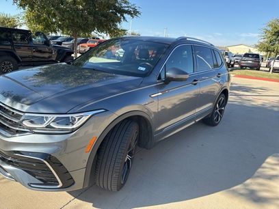 Used 2022 Volkswagen Tiguan SEL R-Line