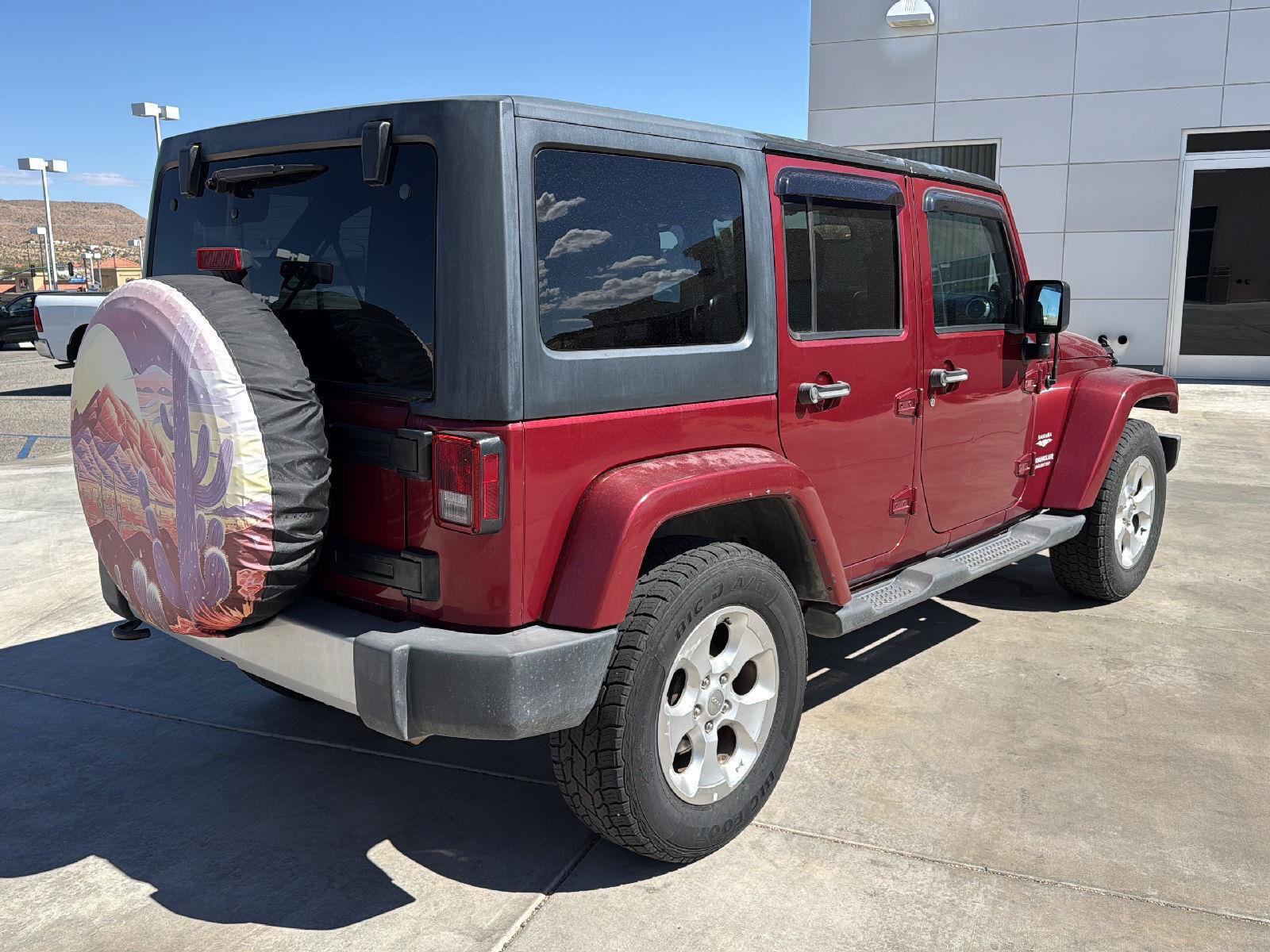 Used 2013 Jeep Wrangler Unlimited Sahara AWD/4WD image 4