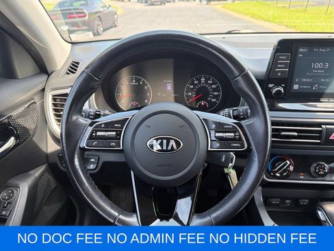 Used 2021 Kia Seltos S FWD image 16