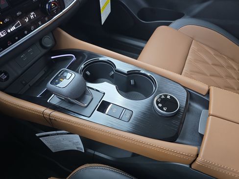 New 2026 Nissan Rogue Platinum w/ Platinum Premium Package image 25