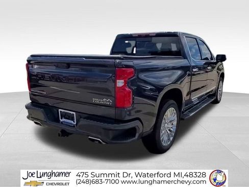 Certified 2024 Chevrolet Silverado 1500 High Country w/ Technology Package AWD/4WD image 9
