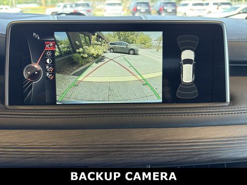 Used 2016 BMW X5 xDrive50i AWD/4WD image 18